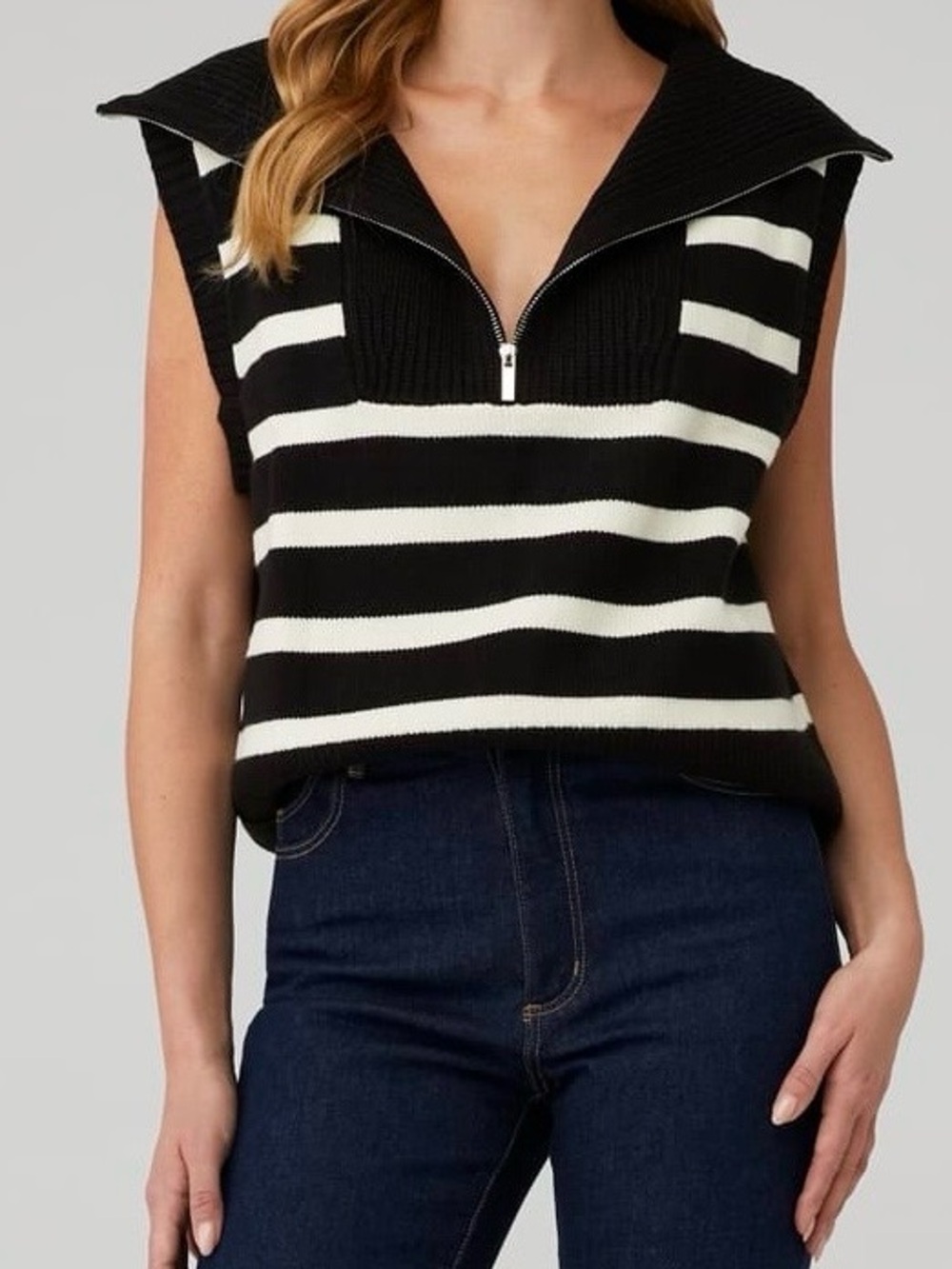 WeWoreWhat Black Ecru Striped Half Zip Sweater Vest Small